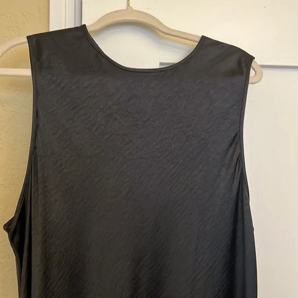 Brand New with Tags! Elegant Gap Black Satin Highneck Sleeveless Dress - Picture 6 of 7